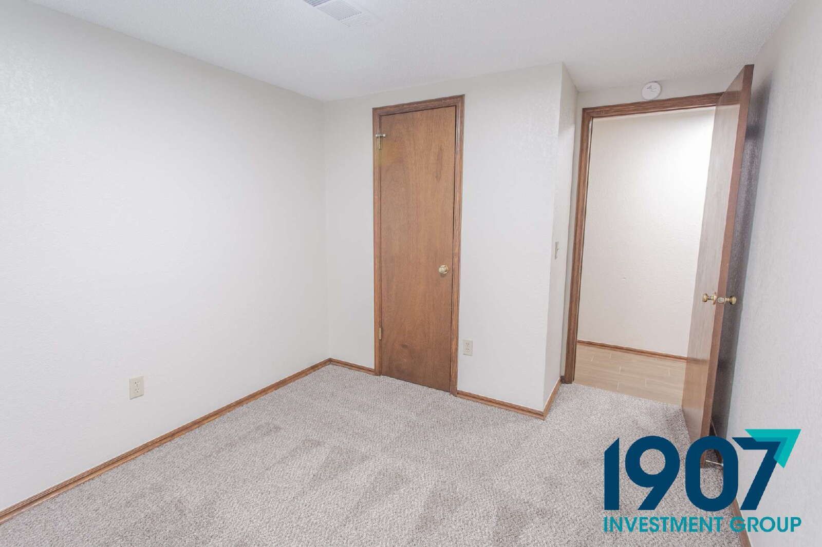 Gallery Image 16