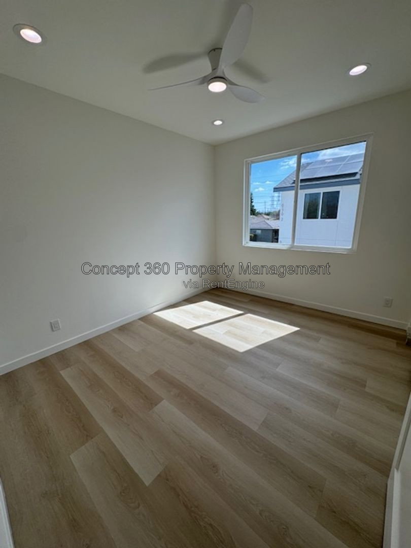 Gallery Image 45