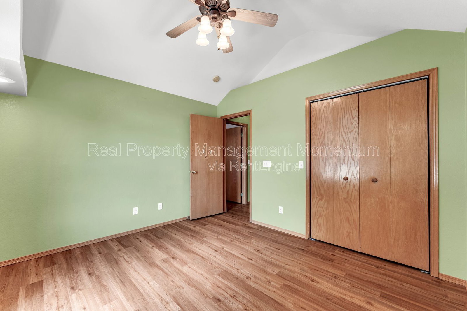 Gallery Image 17
