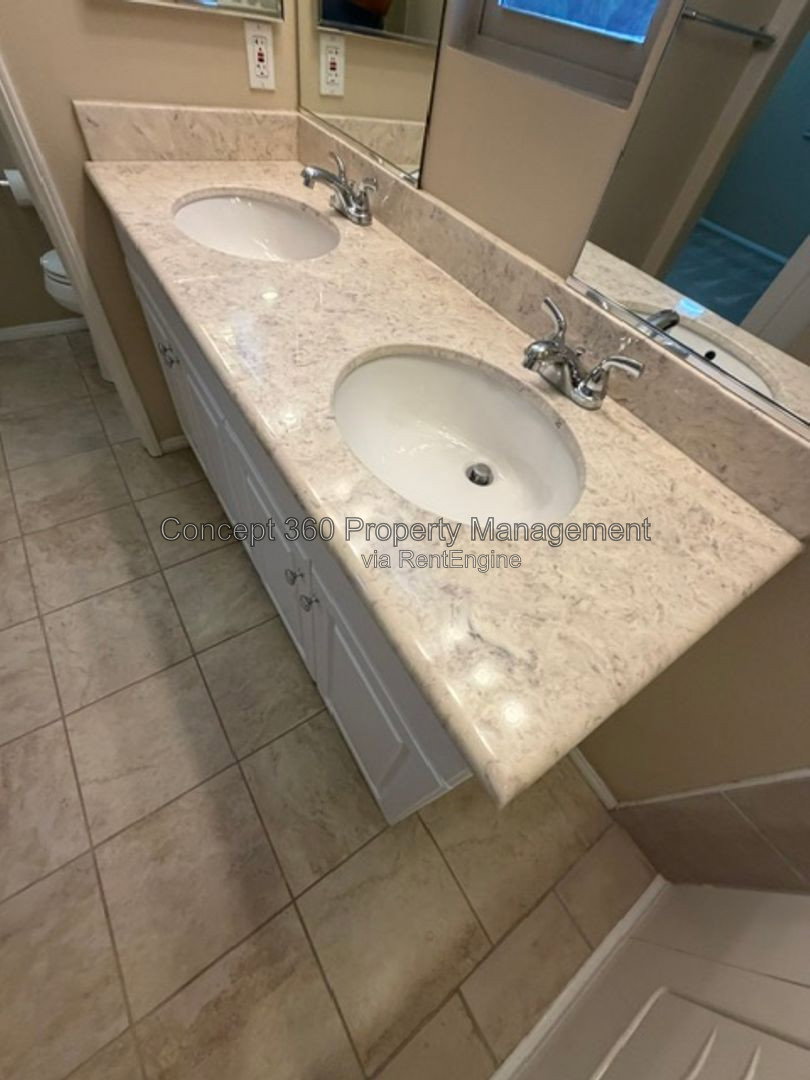 Gallery Image 51