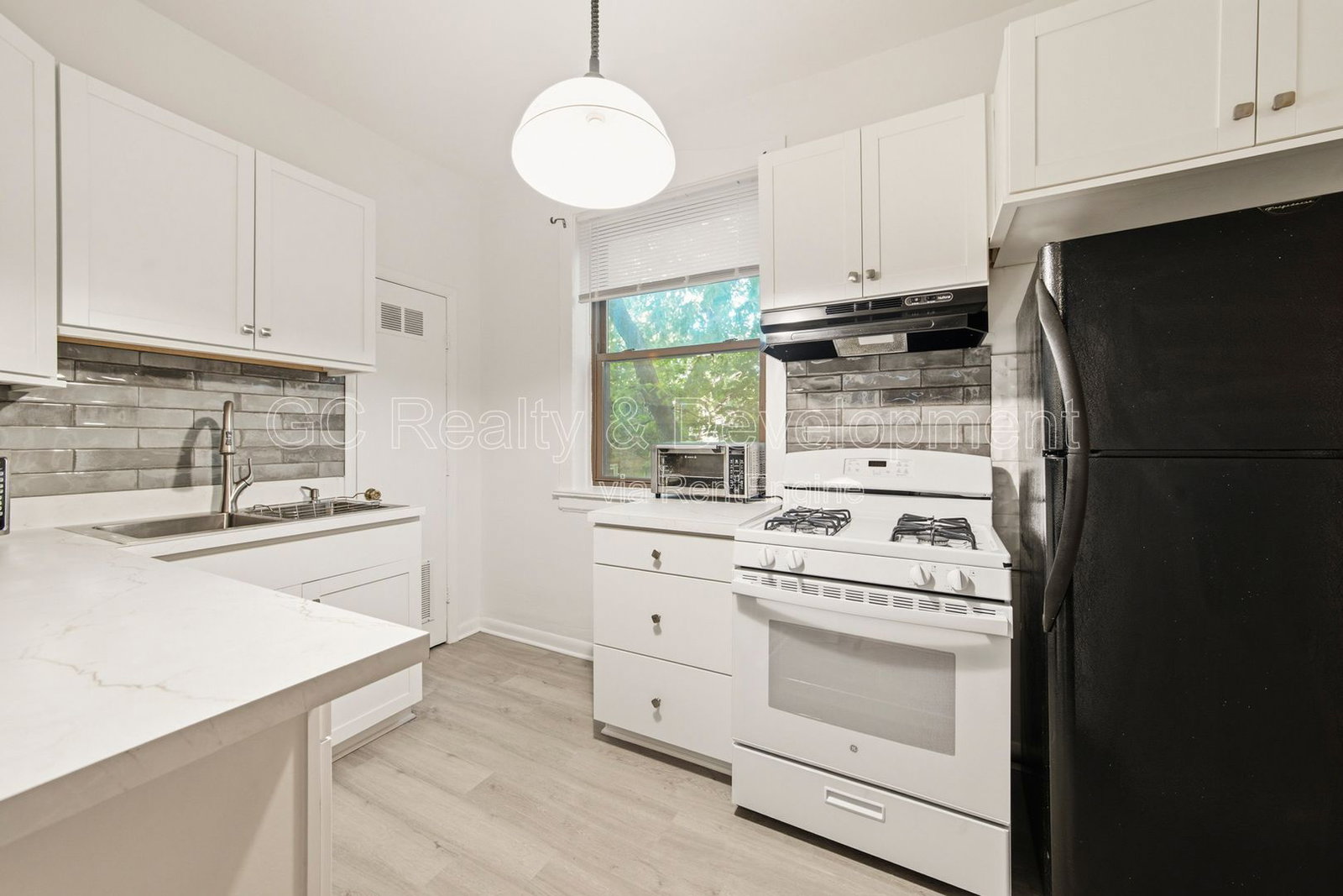 Gallery Image 12