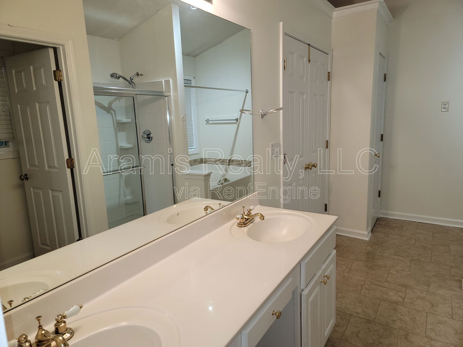 Gallery Image 21