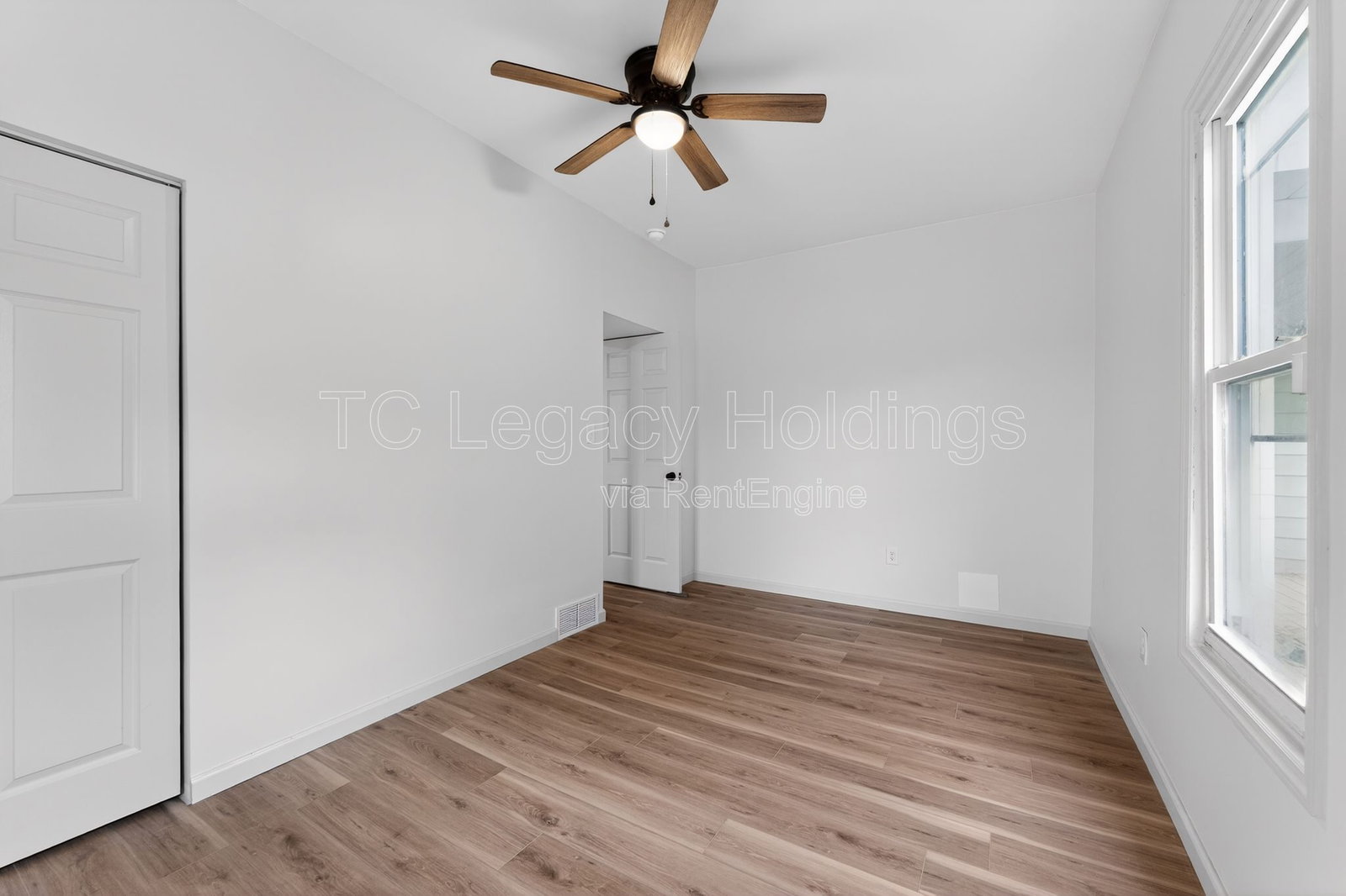 Gallery Image 21