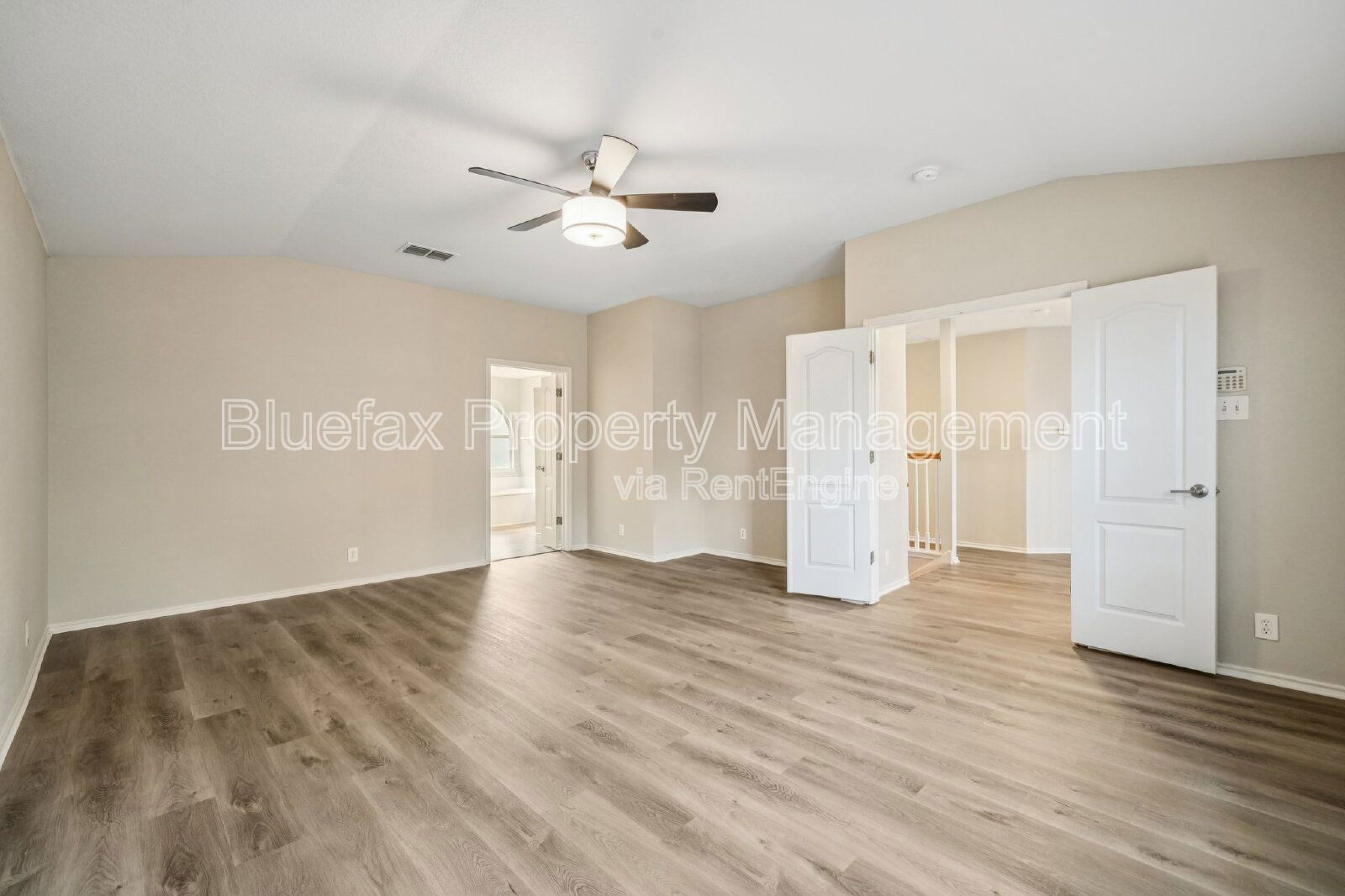 Gallery Image 17
