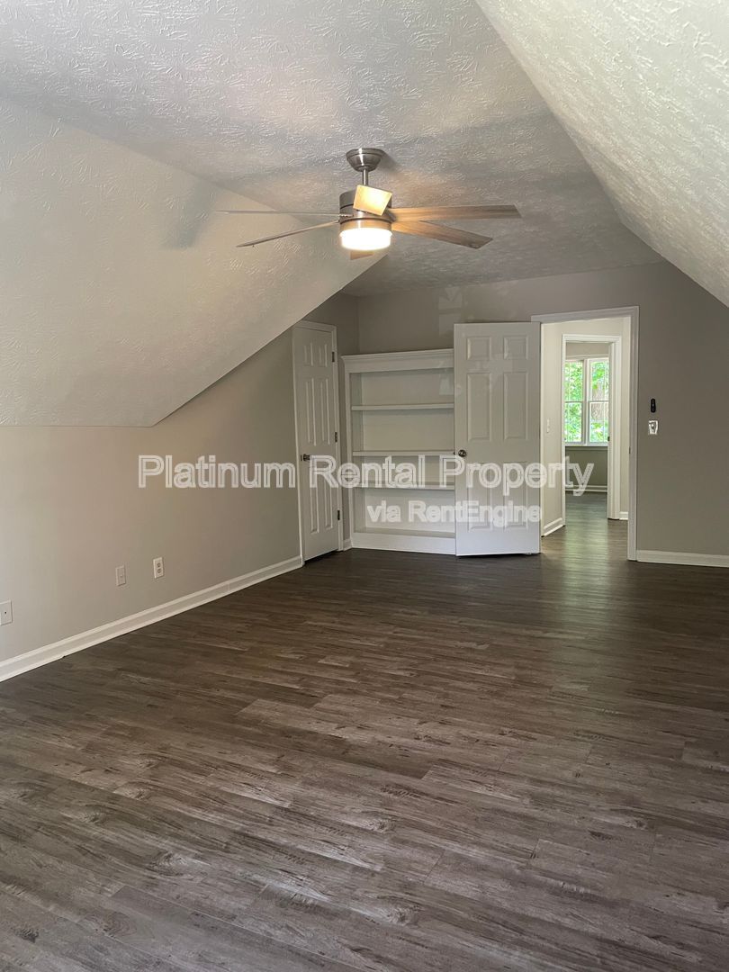 Gallery Image 52