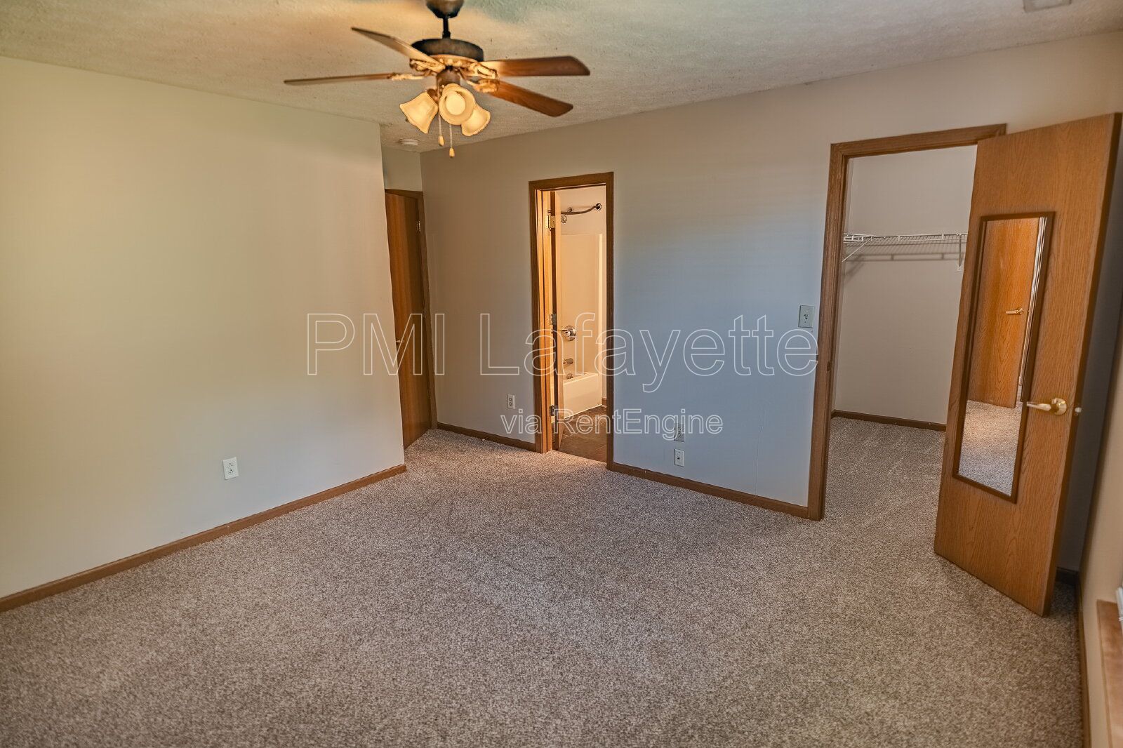 Gallery Image 16