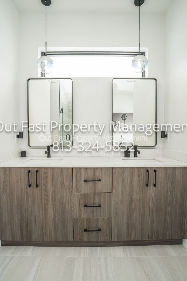 Gallery Image 53
