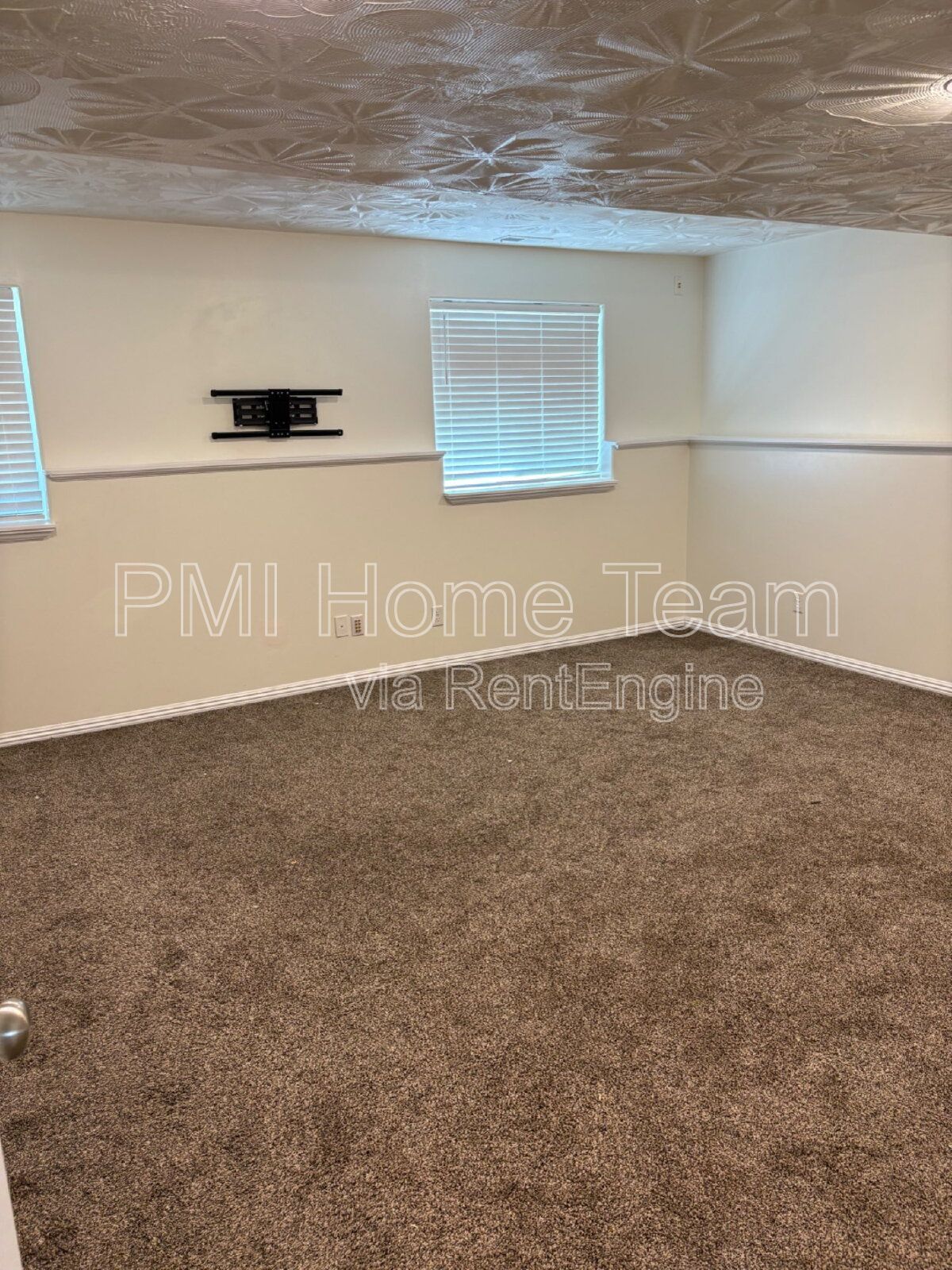Gallery Image 33