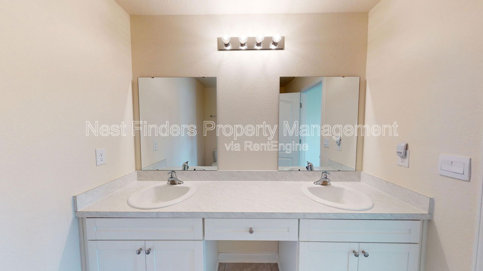 Gallery Image 17