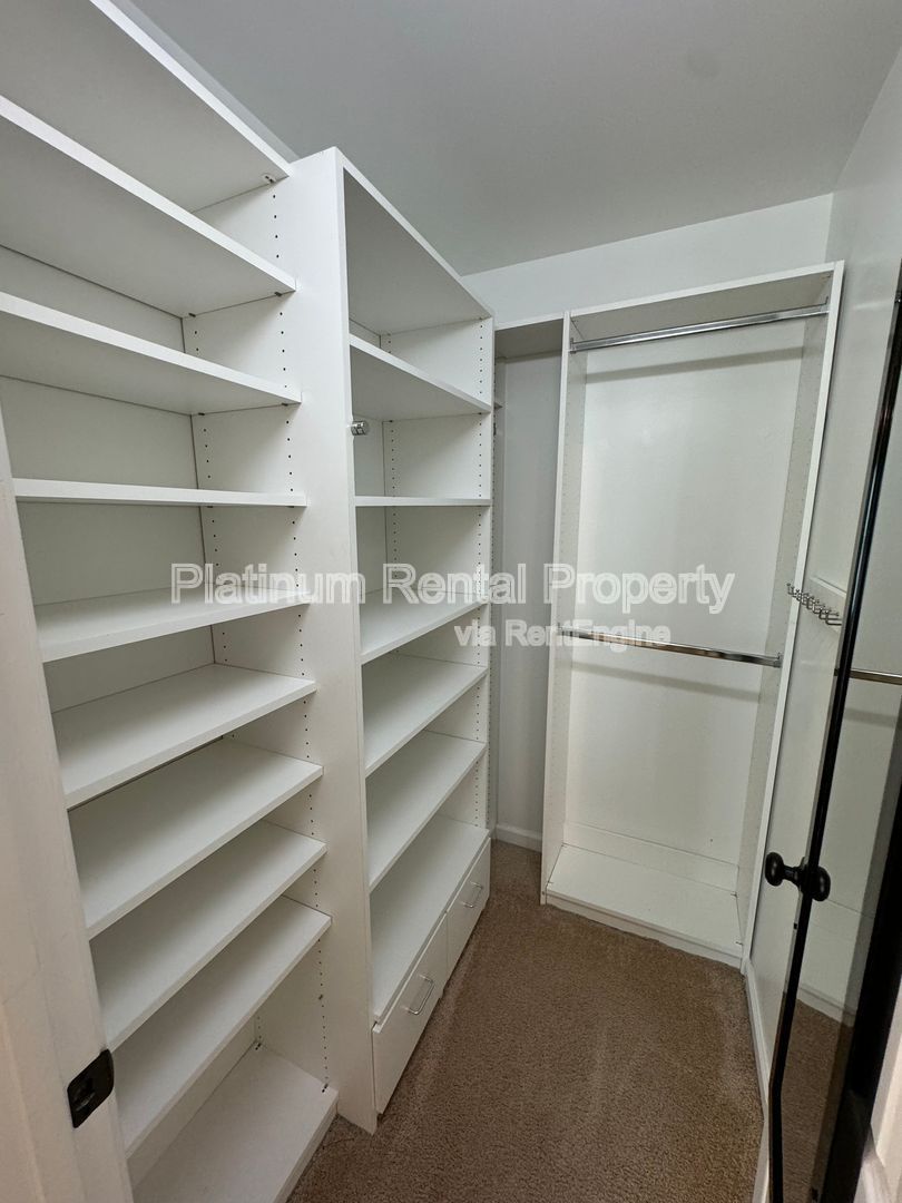 Gallery Image 58