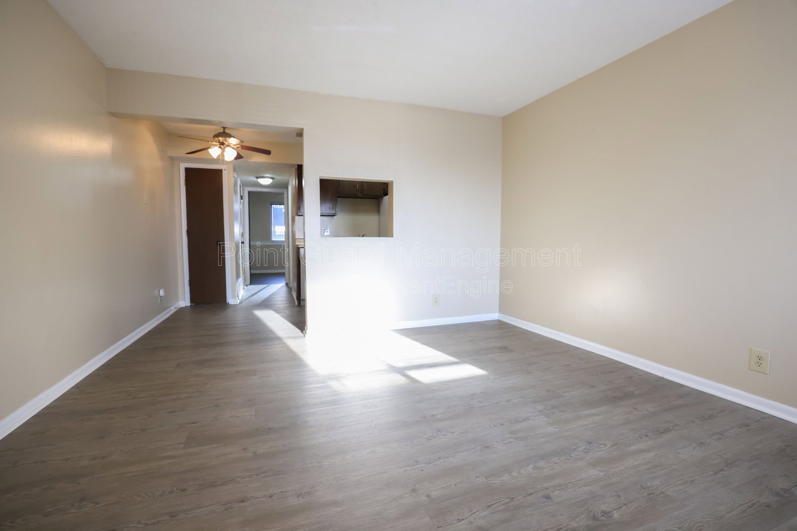 Gallery Image 0