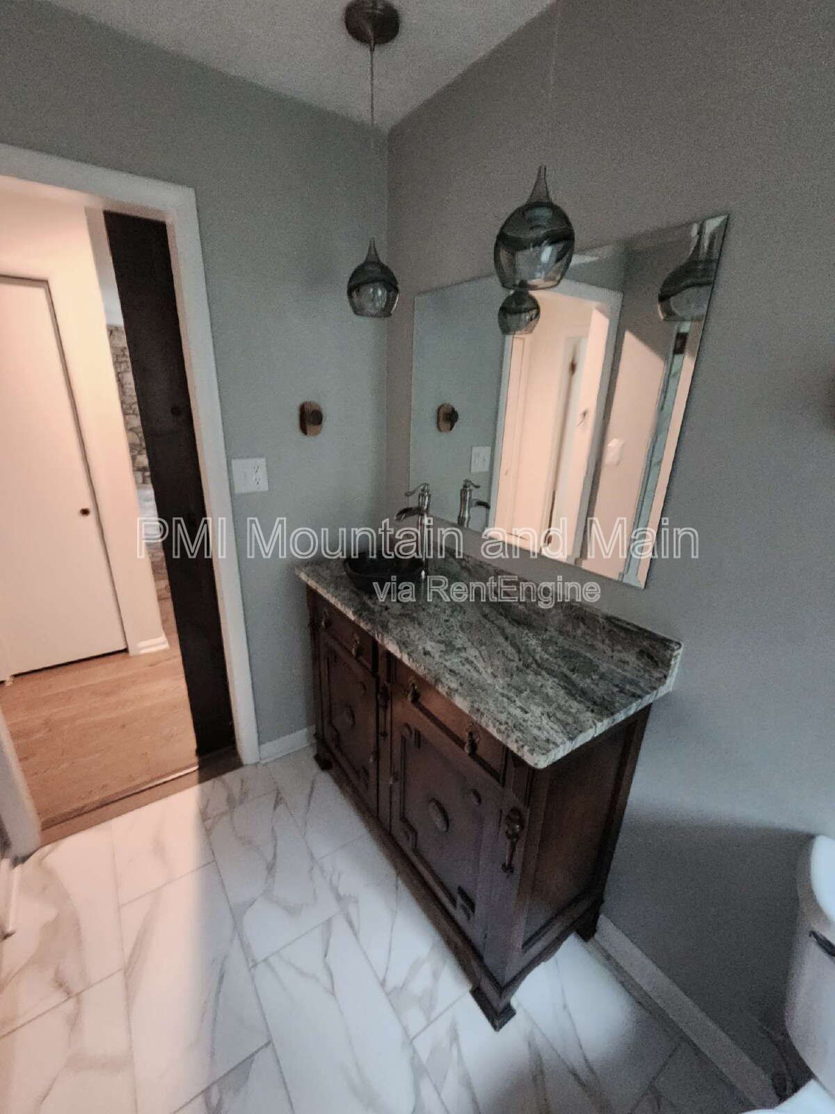 Gallery Image 21
