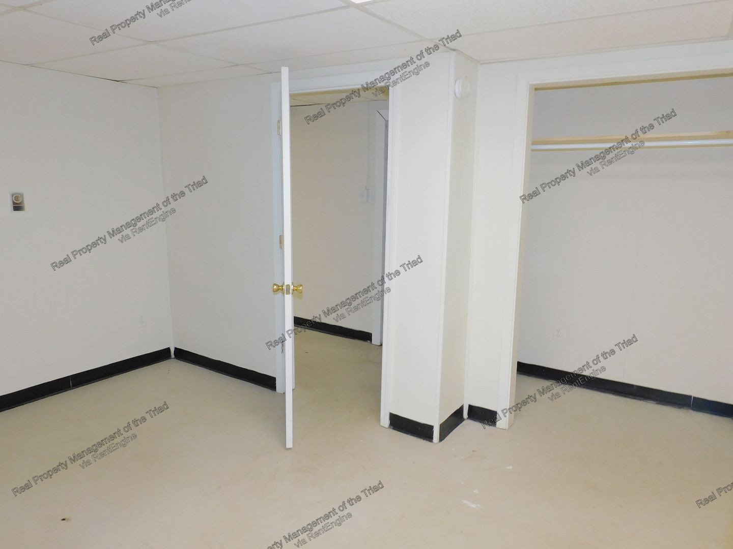 Gallery Image 16