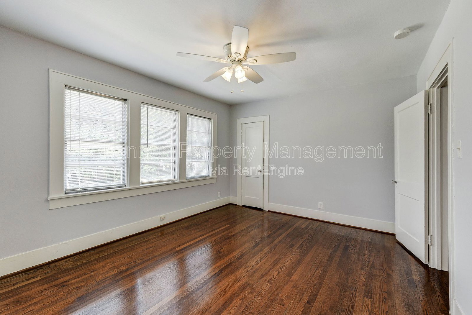 Gallery Image 18