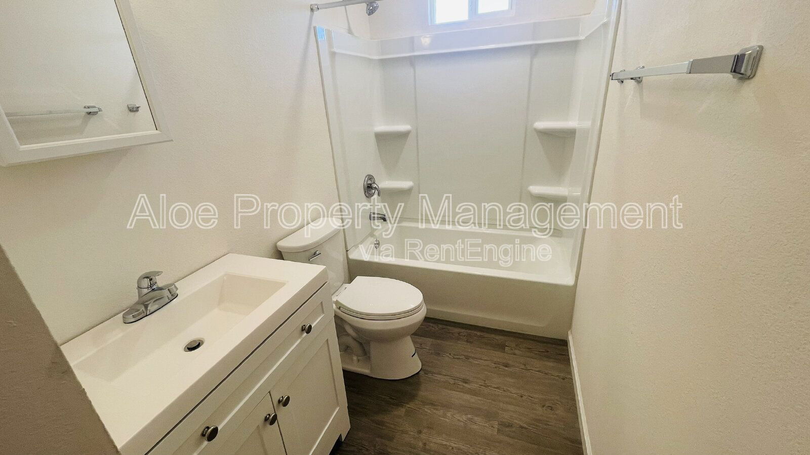 Gallery Image 16