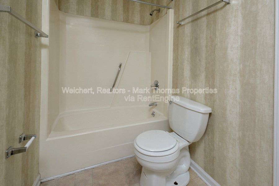 Gallery Image 16