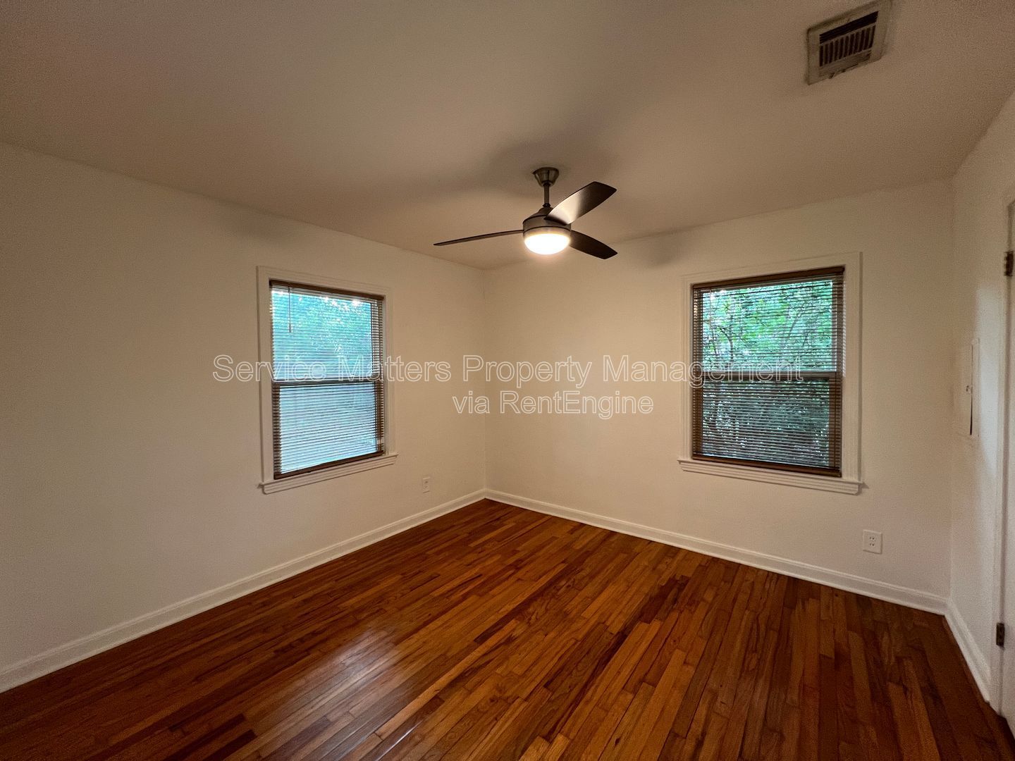 Gallery Image 20