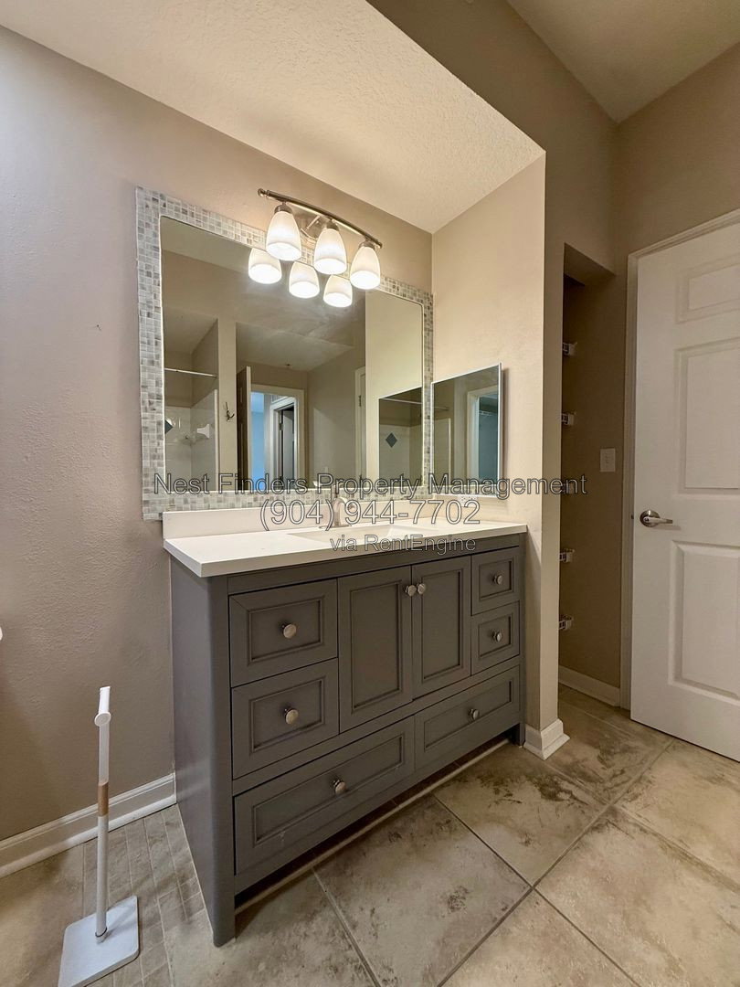 Gallery Image 14