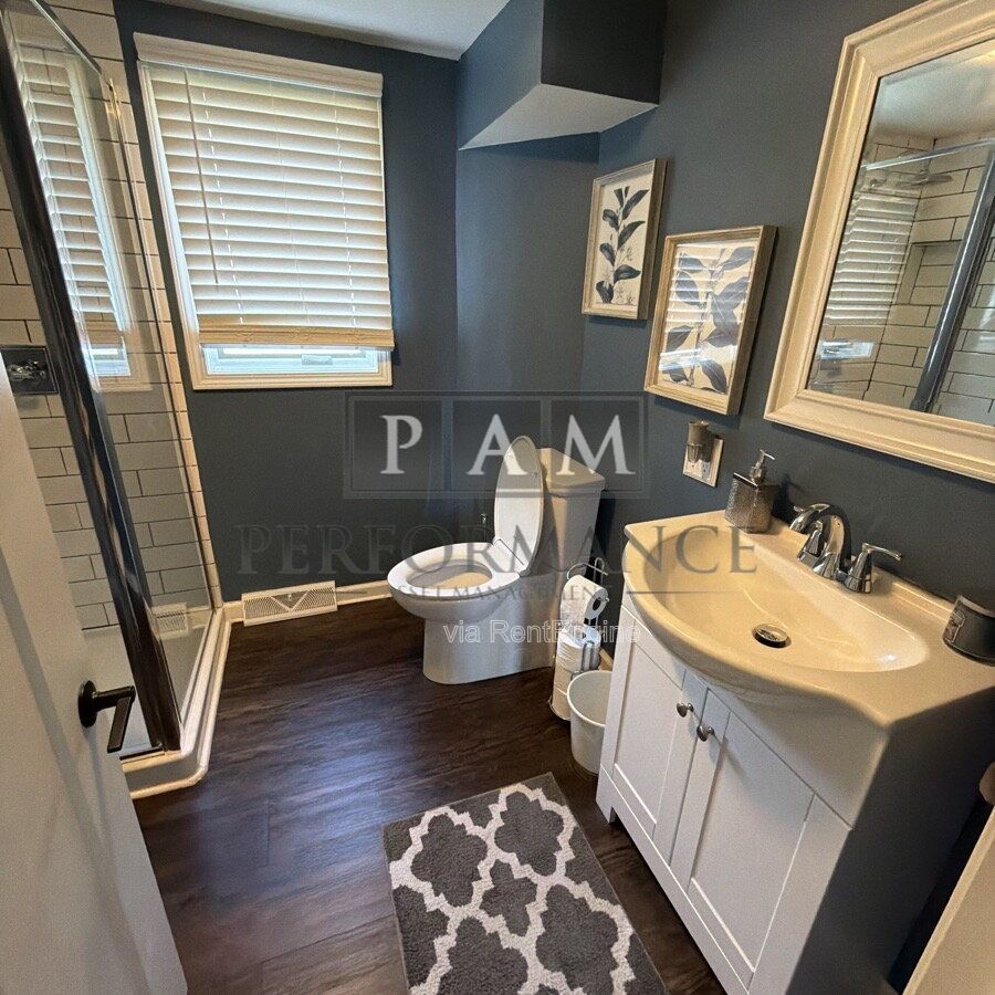 Gallery Image 16