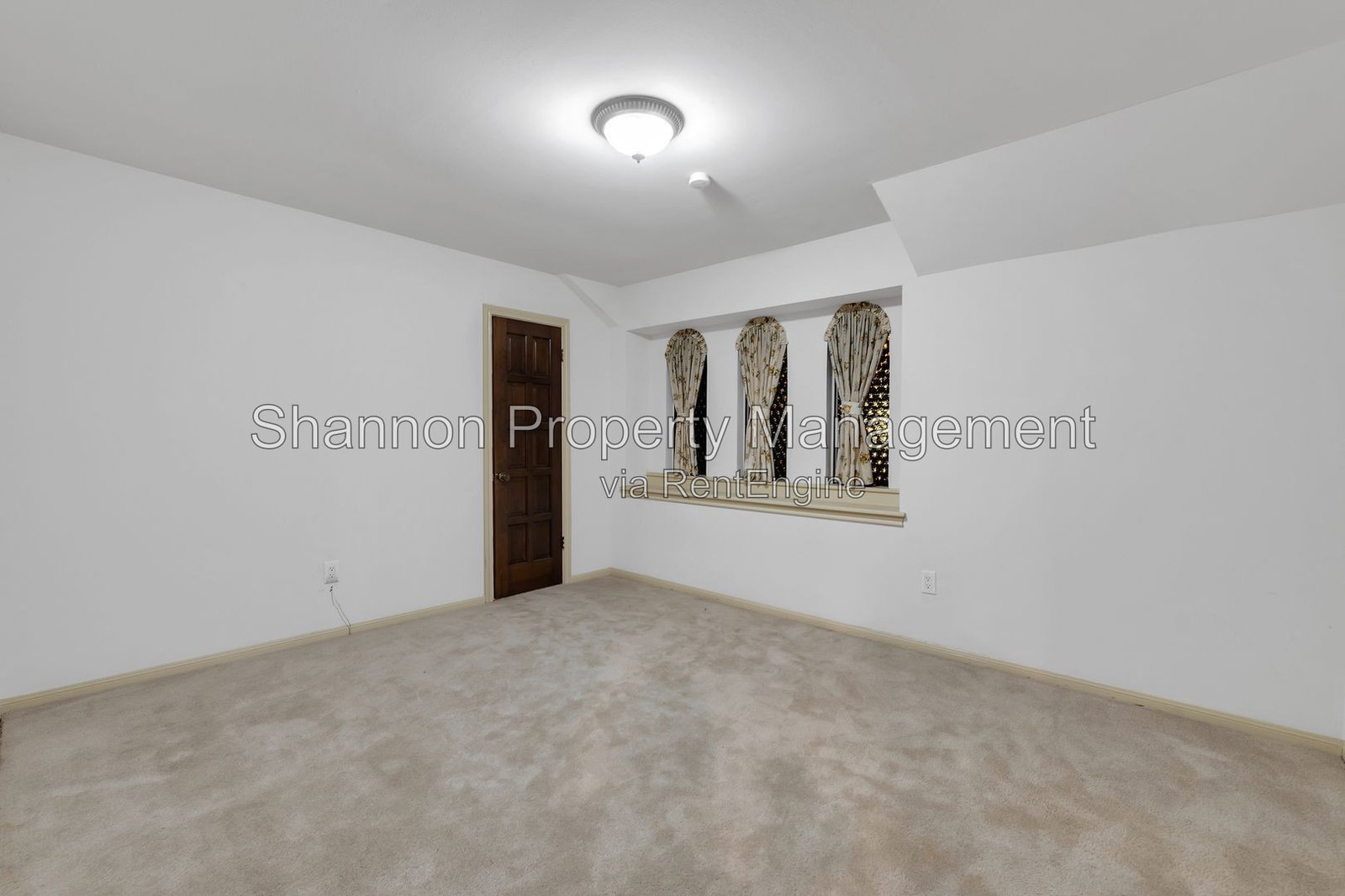 Gallery Image 16