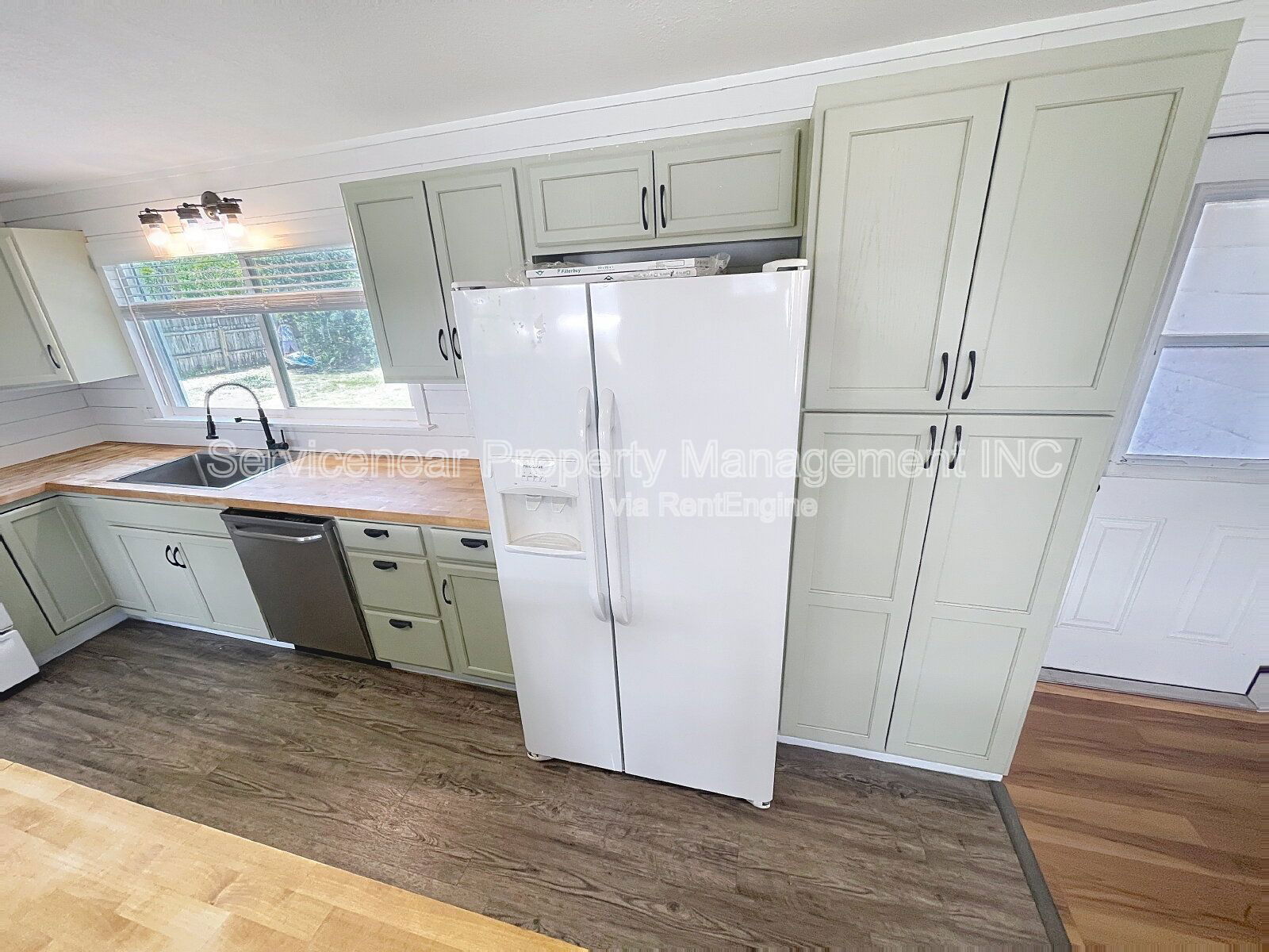 Gallery Image 15
