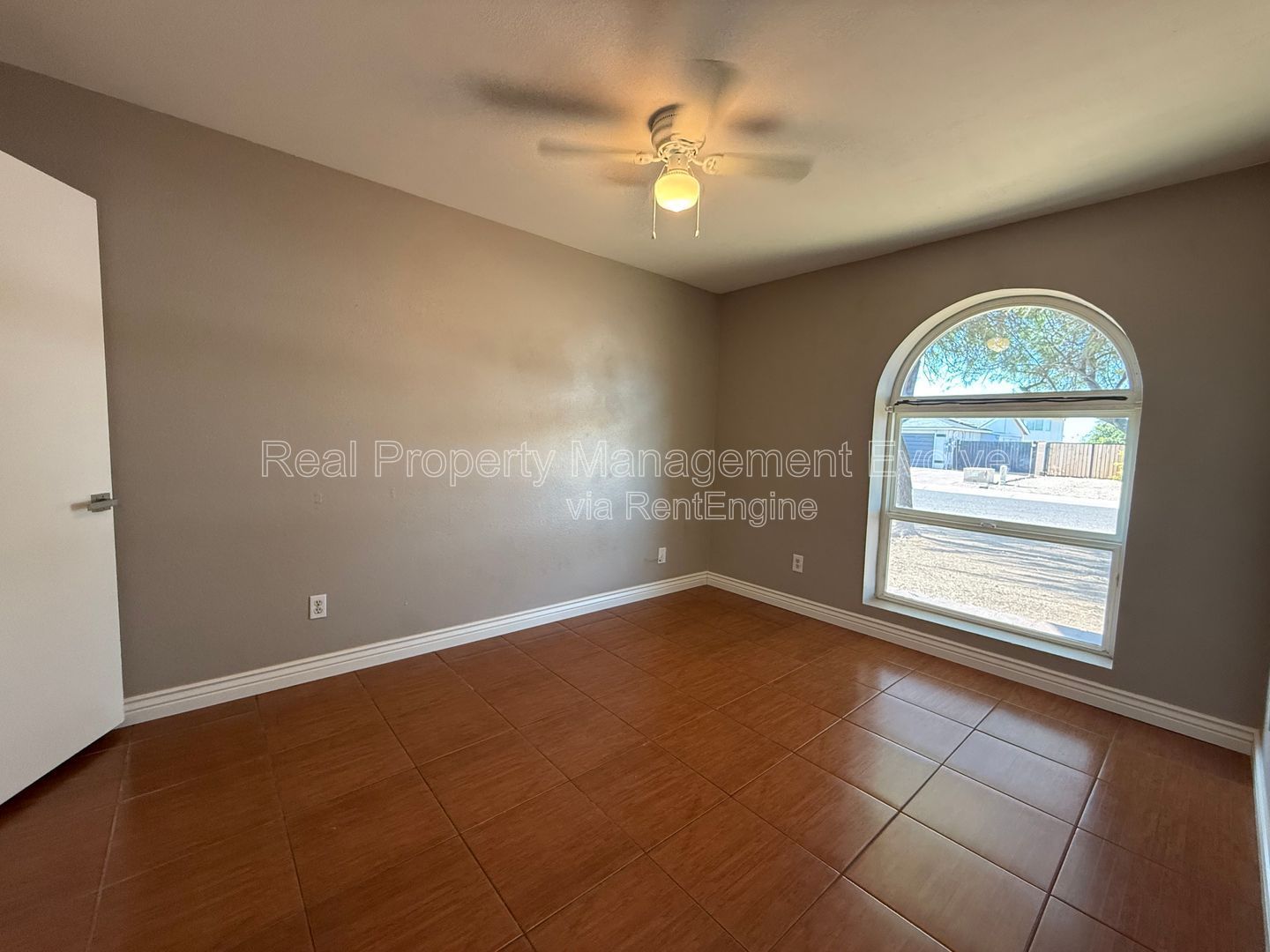 Gallery Image 20