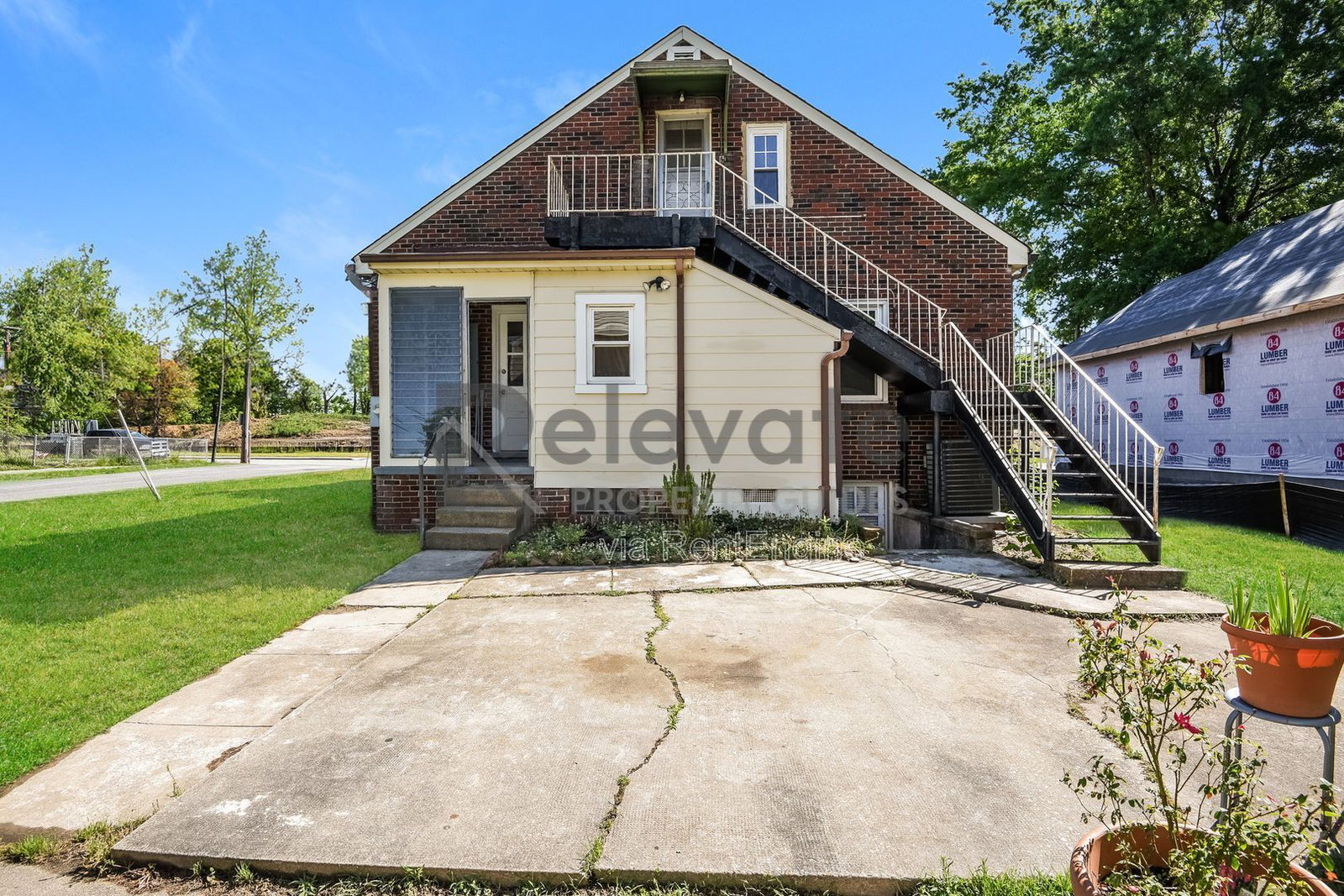 Gallery Image 16