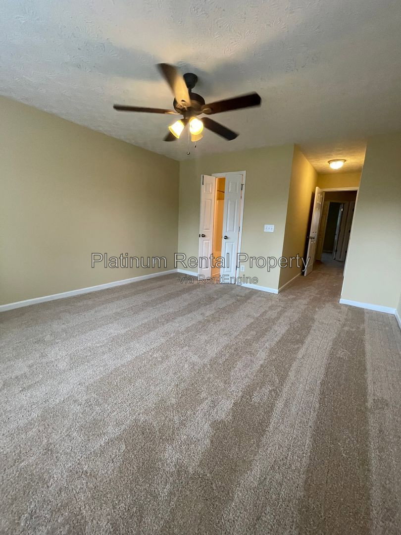 Gallery Image 17