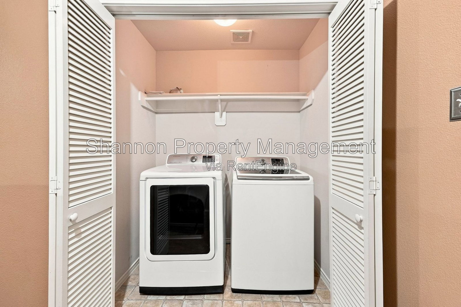 Gallery Image 37