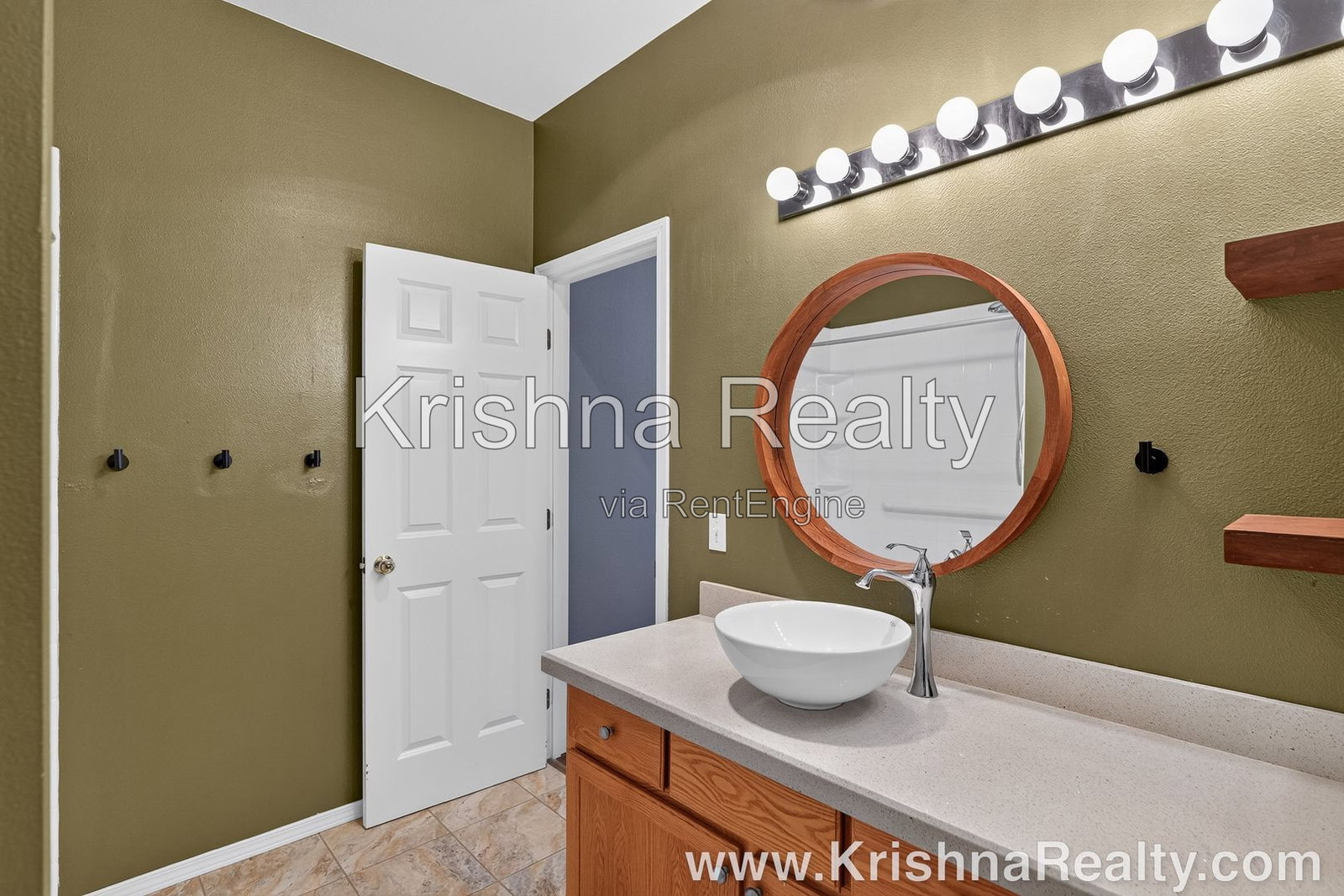 Gallery Image 11