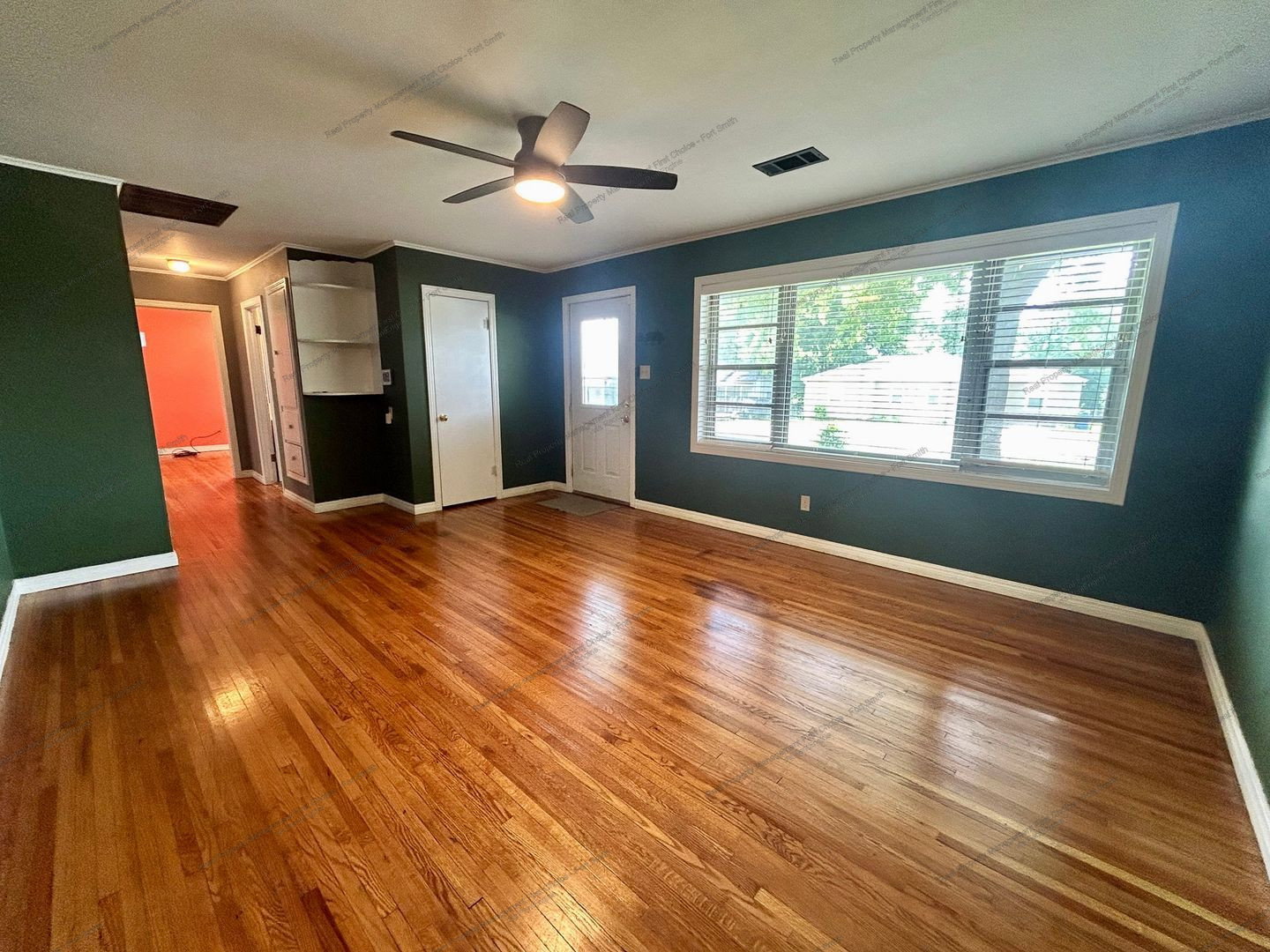Gallery Image 6