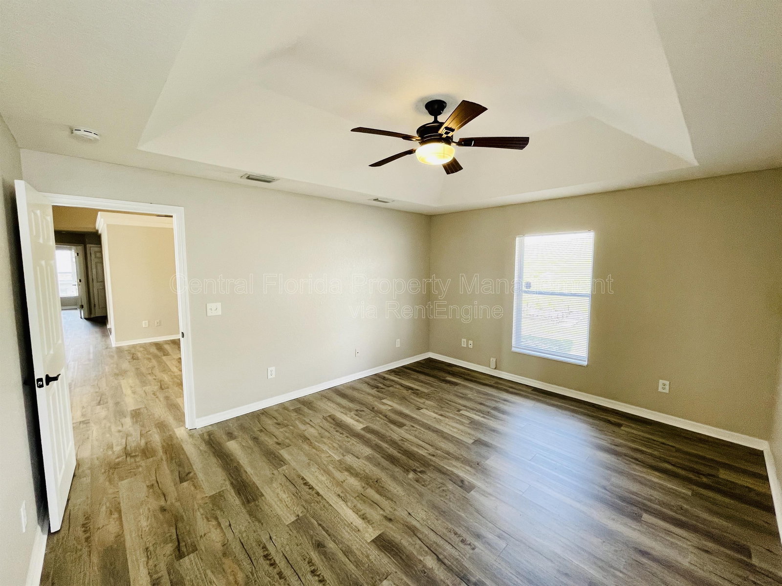 Gallery Image 19