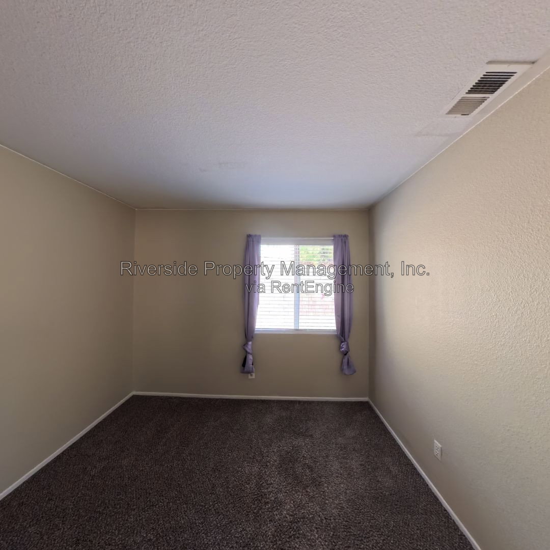Gallery Image 18