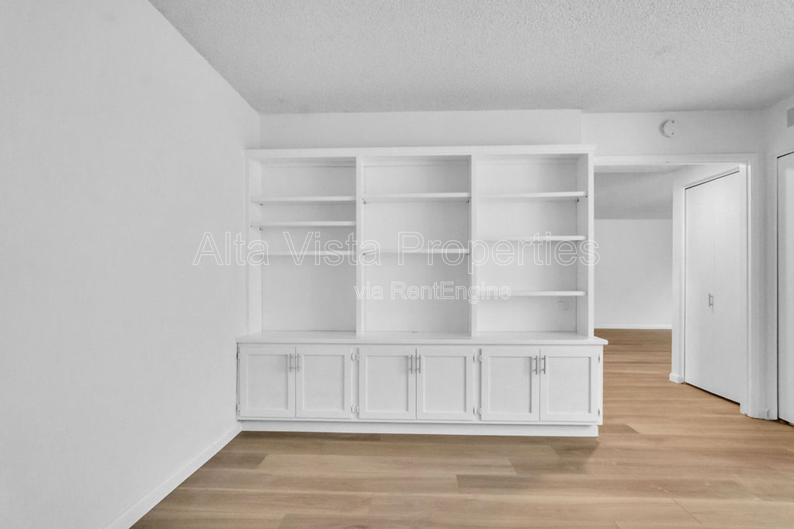 Gallery Image 18