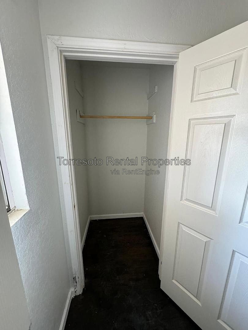 Gallery Image 16