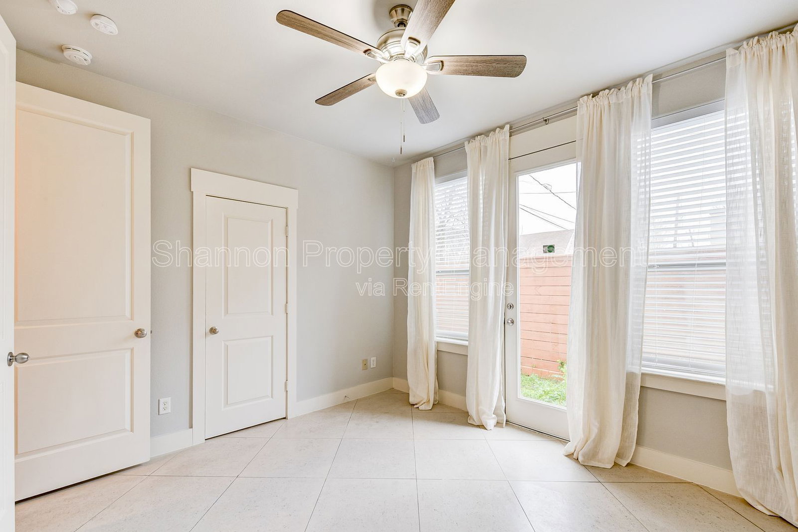 Gallery Image 17