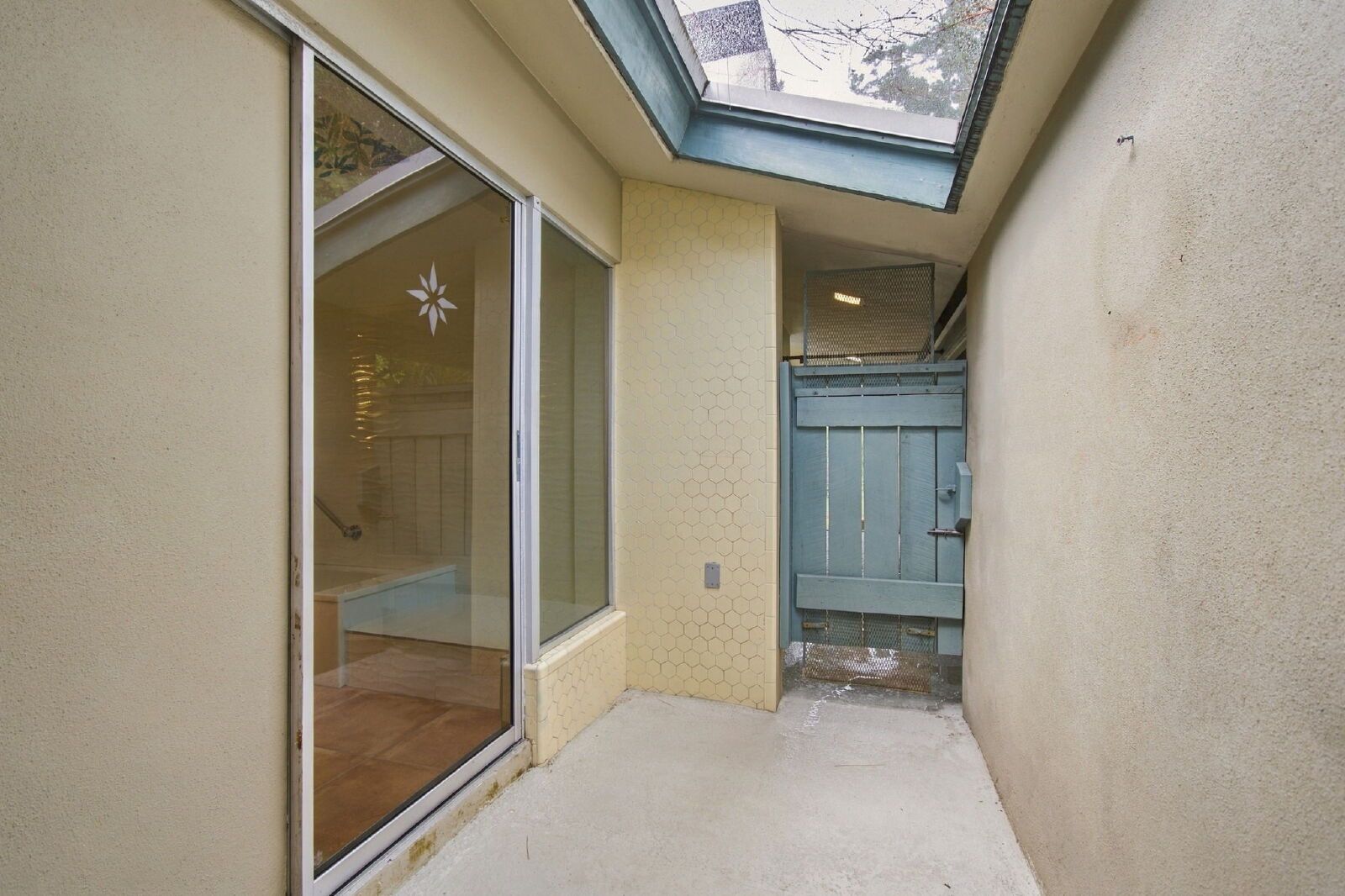 Gallery Image 31