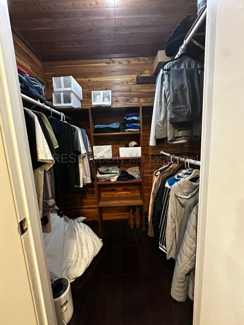 Gallery Image 26