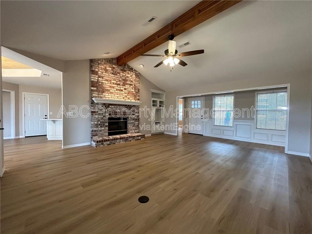Gallery Image 9