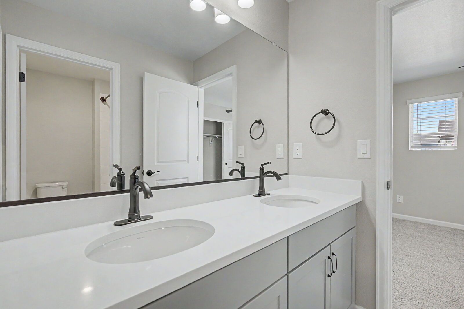 Gallery Image 22