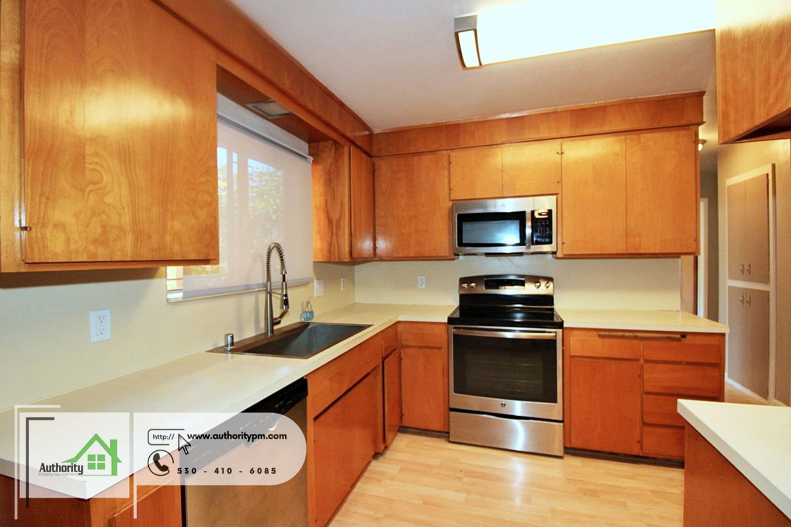 Gallery Image 13