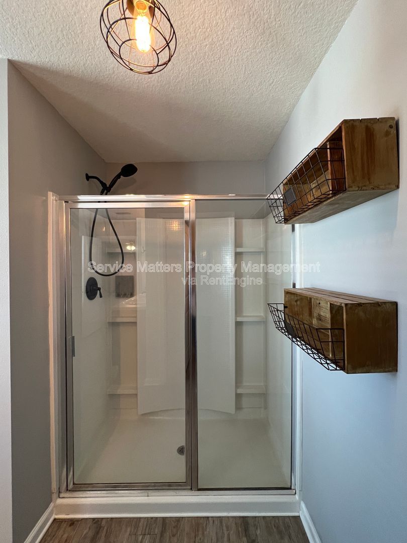 Gallery Image 33