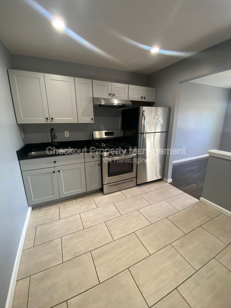 Gallery Image 0