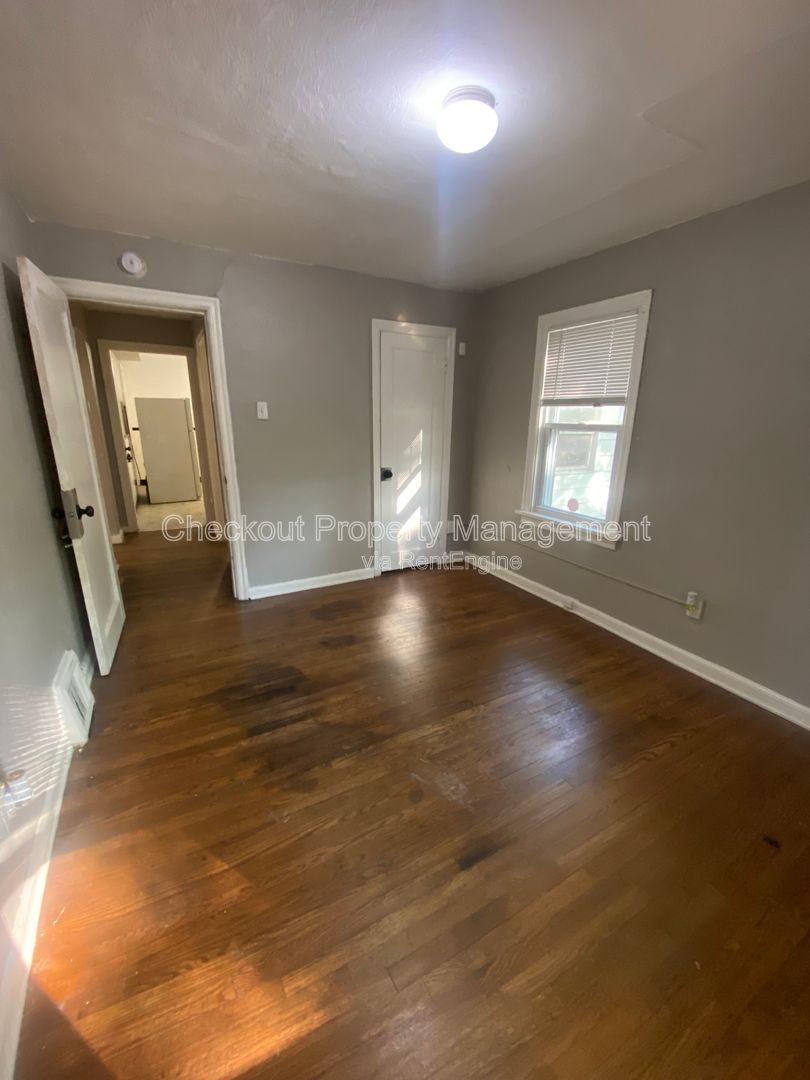 Gallery Image 9