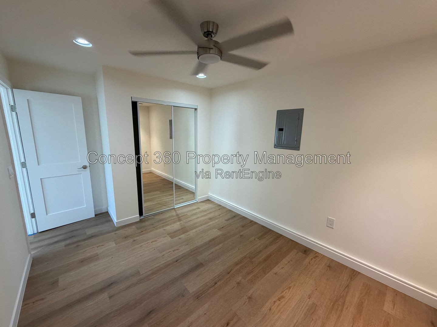 Gallery Image 38