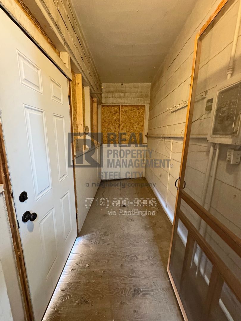 Gallery Image 16