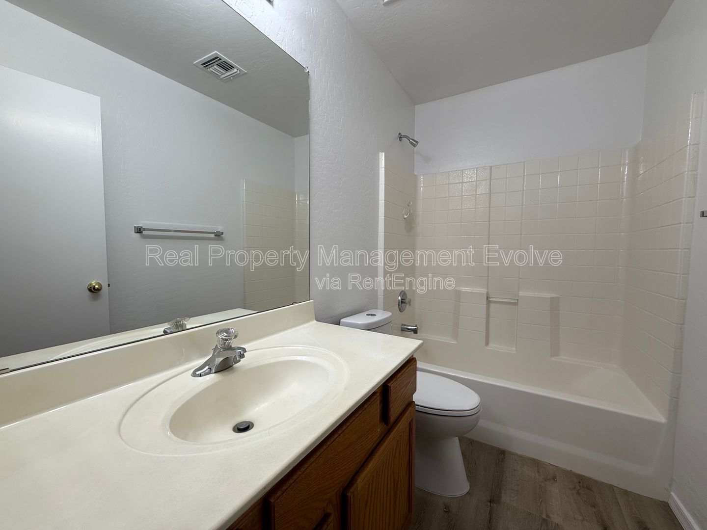 Gallery Image 19
