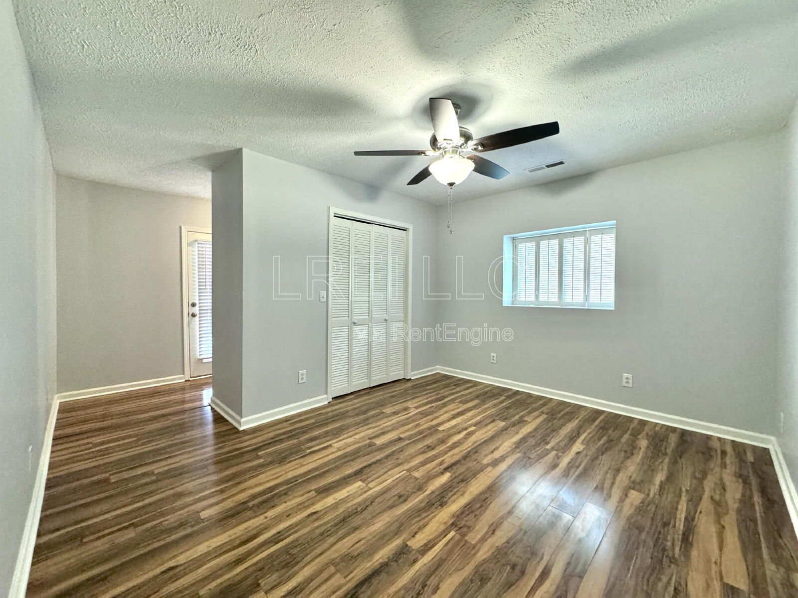 Gallery Image 19