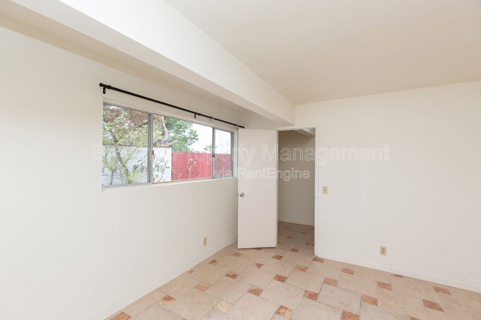 Gallery Image 16