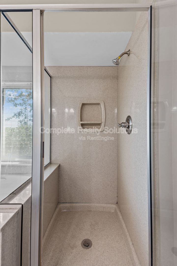 Gallery Image 45